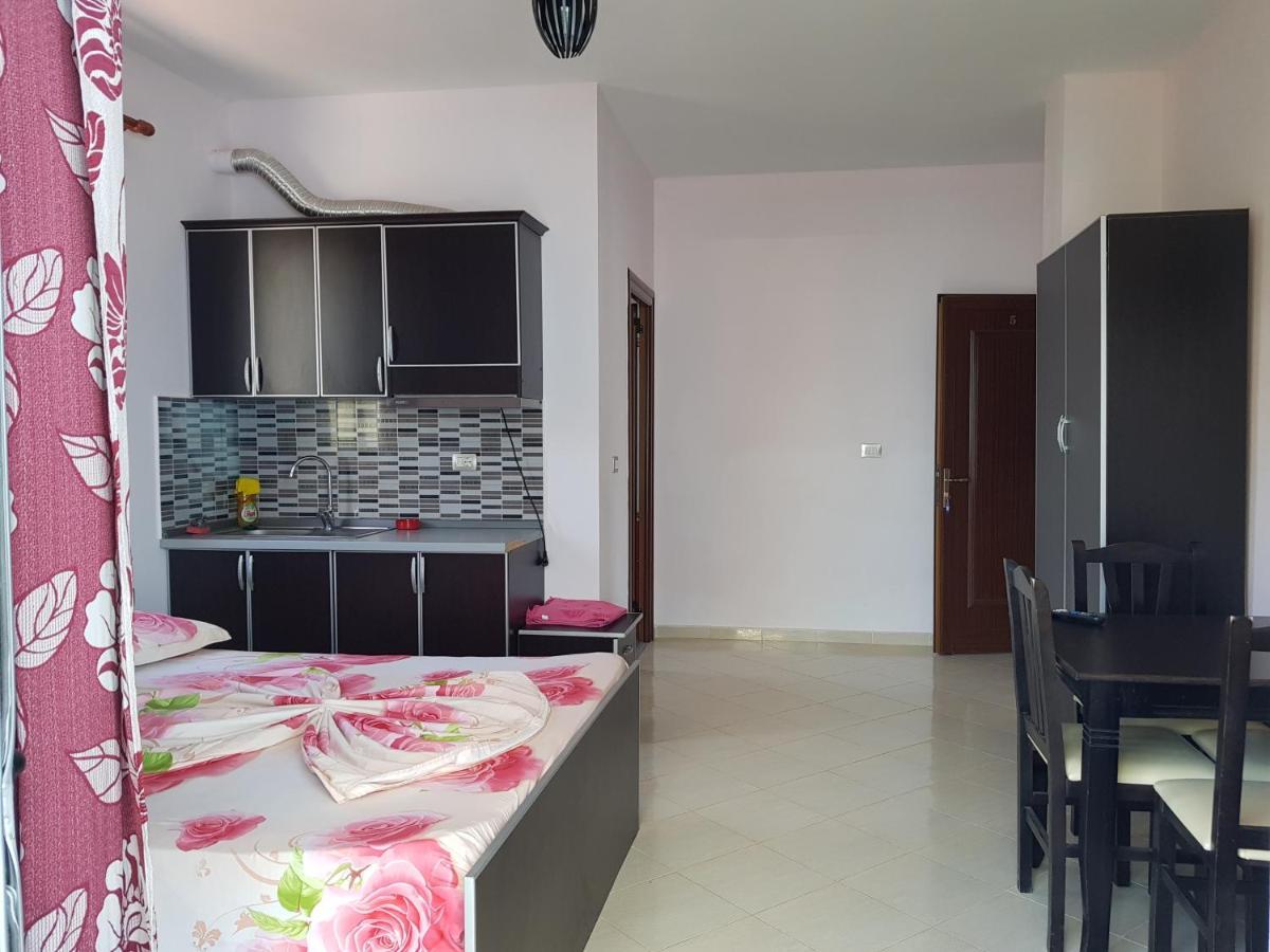 Esmeralda Hotel & Restaurant Ksamil Kültér fotó