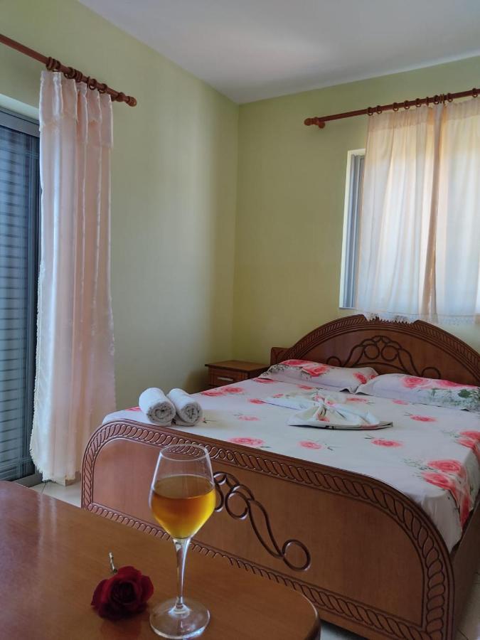 Esmeralda Hotel & Restaurant Ksamil Kültér fotó