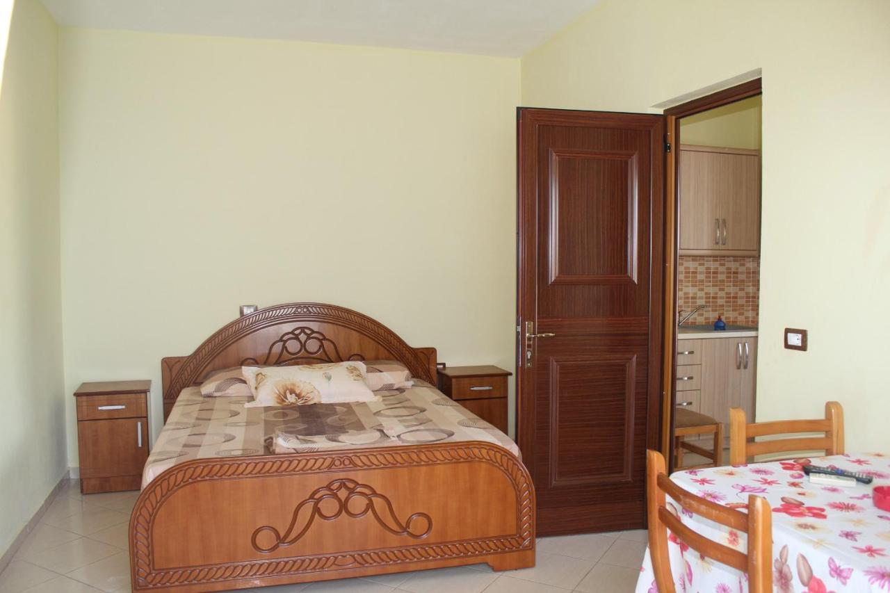 Esmeralda Hotel & Restaurant Ksamil Kültér fotó
