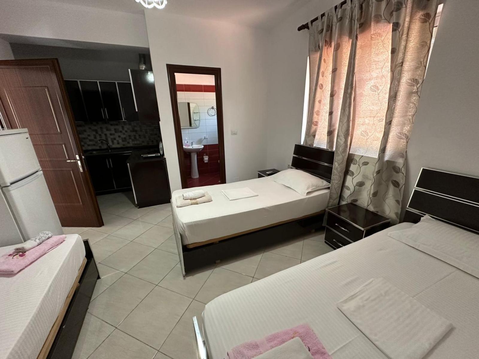 Esmeralda Hotel & Restaurant Ksamil Kültér fotó