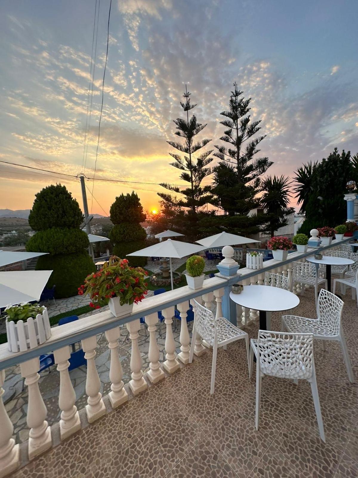 Esmeralda Hotel & Restaurant Ksamil Kültér fotó