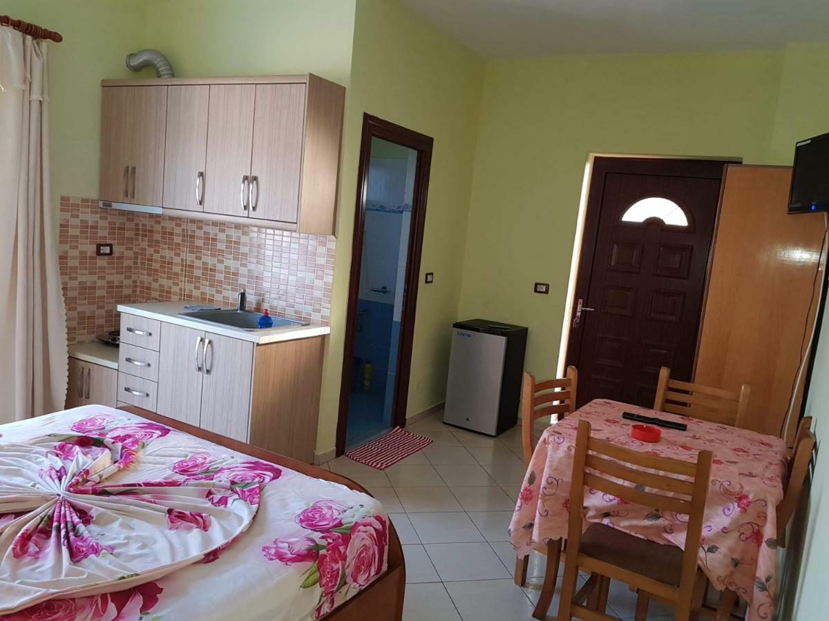 Esmeralda Hotel & Restaurant Ksamil Kültér fotó