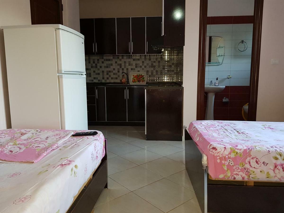 Esmeralda Hotel & Restaurant Ksamil Kültér fotó